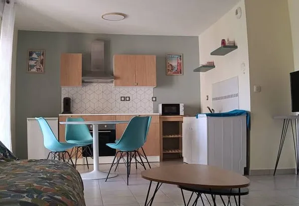Studio 1 pièce 38 m²