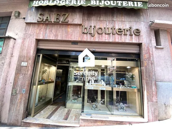 Local 24 m² MARSEILLE