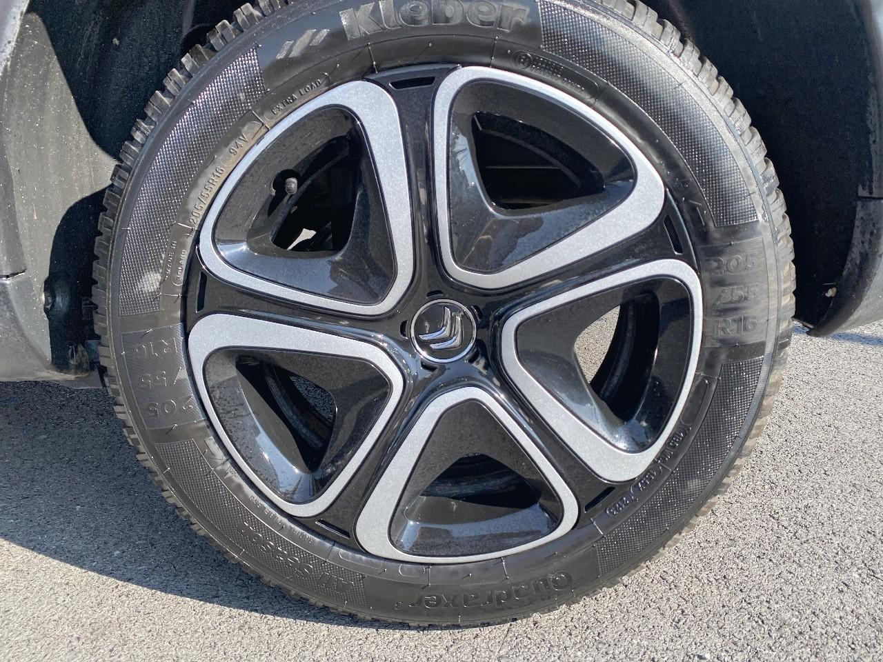 Citroën C4 Cactus bluehdi 100ch s&s c-series e6.d — photo 11