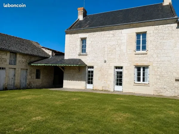 Maison en Pierre à 10 minutes de Chinon