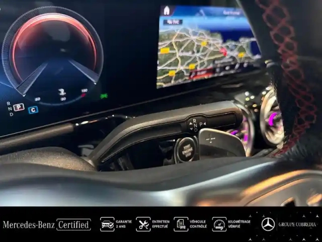 Mercedes Gla 200 d 150ch amg line 8g-dct — photo 10