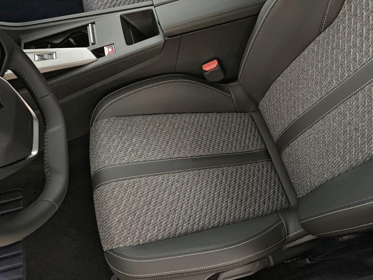 Peugeot 308 sw bluehdi 130ch s&s eat8 allure — photo 9
