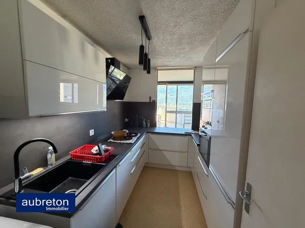 Appartement 4 pièces 85 m²
