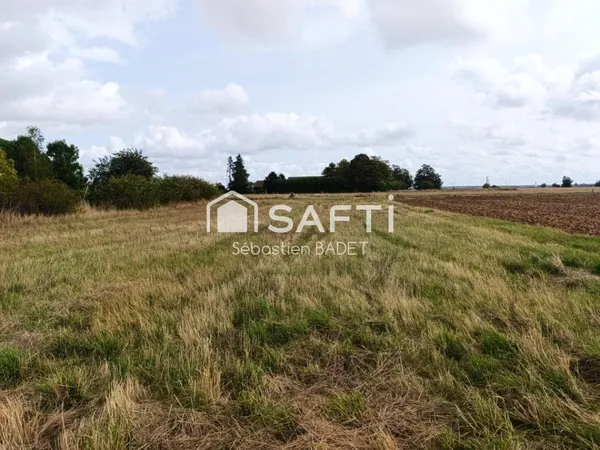 terrain constructible de 1 250 m²