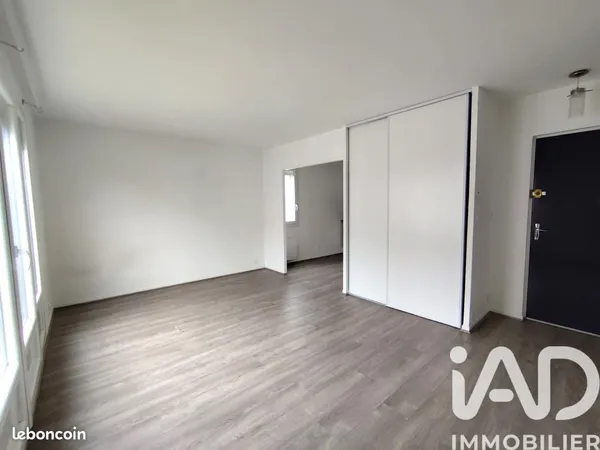 Studio 1 pièce 30 m²