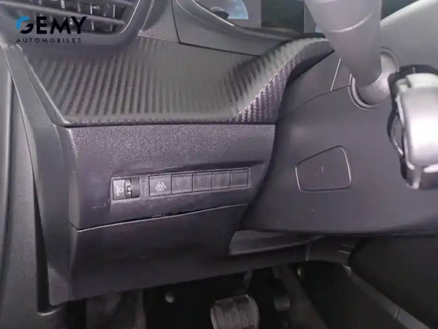 Peugeot 2008 electrique 136 ch — photo 15
