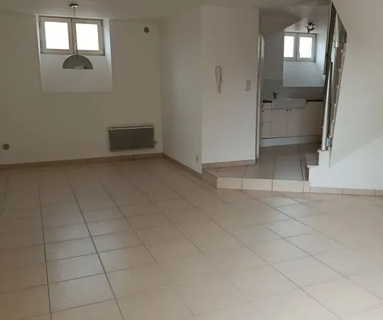 Particulier loue T2 bis