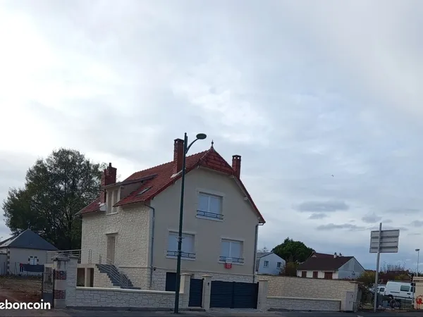 Maison T6 St Doulchard