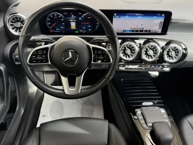 Mercedes Classe A 250 e business line — photo 11