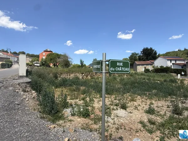 Terrain 415 m²