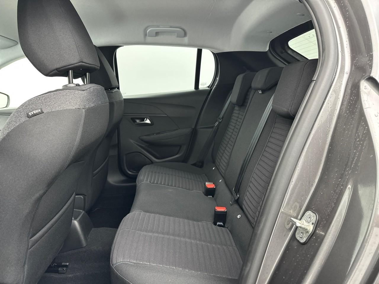 Peugeot 208 puretech 100 s&s bvm6 style — photo 12