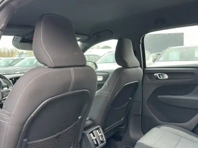 Volvo Xc40 t3 163 ch geartronic 8 — photo 12