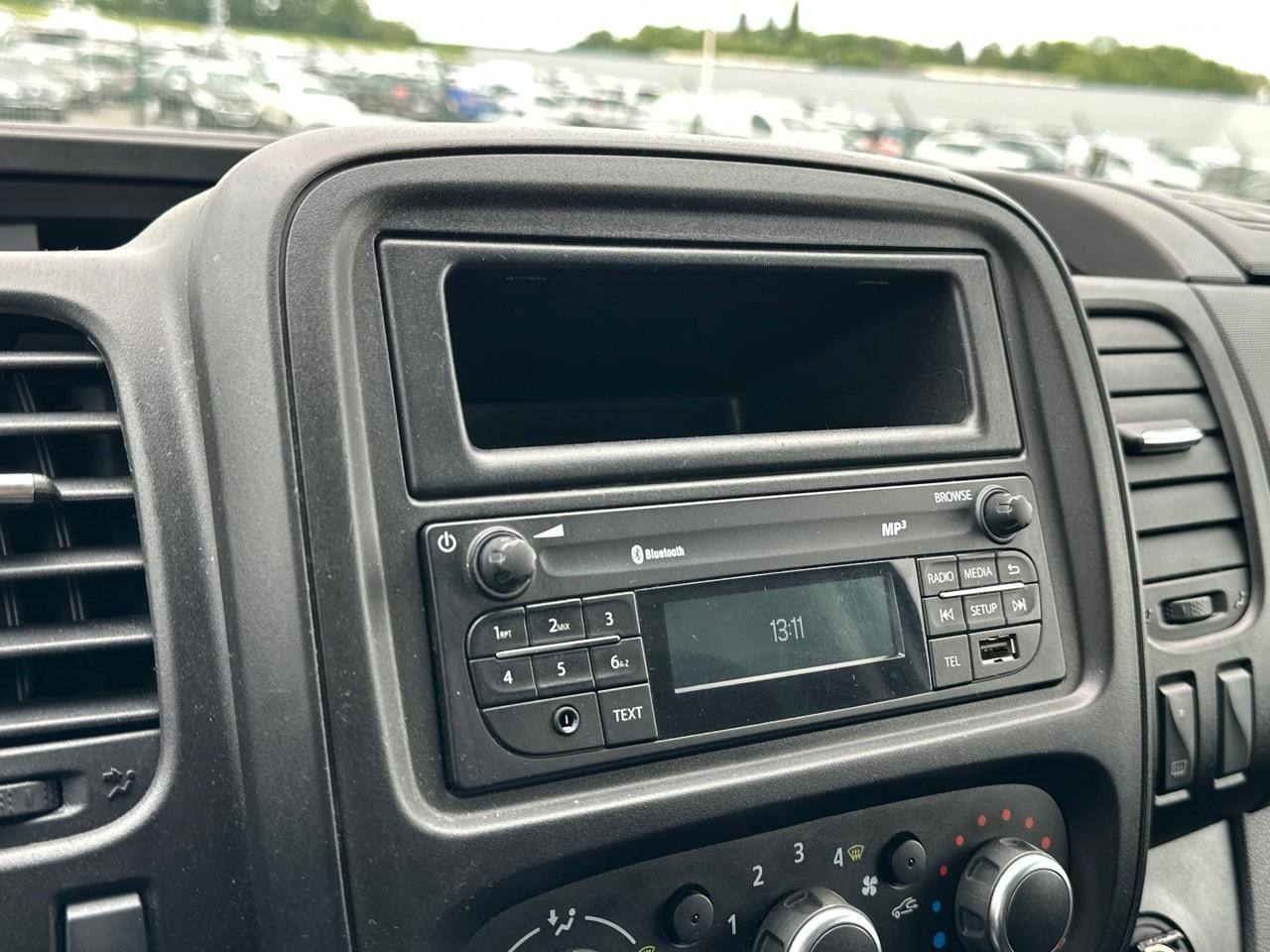 Renault Trafic fgn l1h1 1000 kg dci 120 grand confort — photo 10