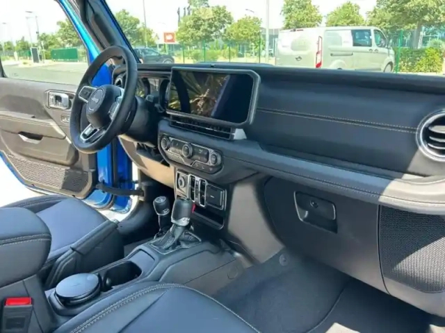 Jeep Wrangler unlimited 2.0 t 380ch 4xe sahara command trac — photo 32