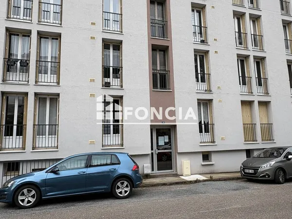 T2 avec garage et cave