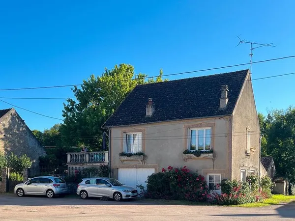 Maison de famille à vendre - Flez-Cuzy (58190)