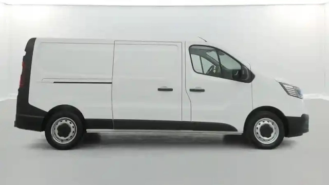 Renault Trafic fgn l2h1 3000 kg blue dci 130 — photo 15