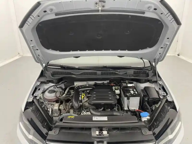 Volkswagen Golf Sportsvan 1.0 tsi 110 bmt bvm6 — photo 47