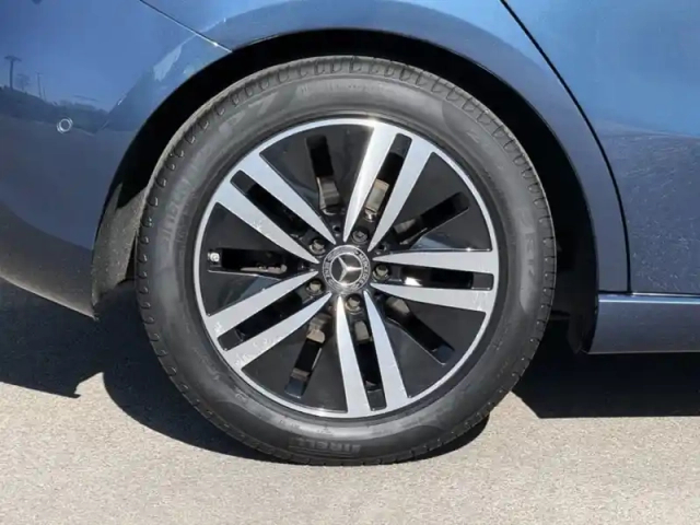 Mercedes Classe A 180 d progressive line berline / v1771 c — photo 14
