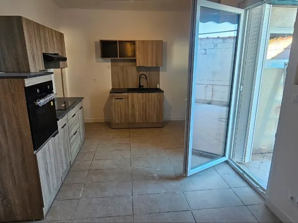 Appartement dans pavillon