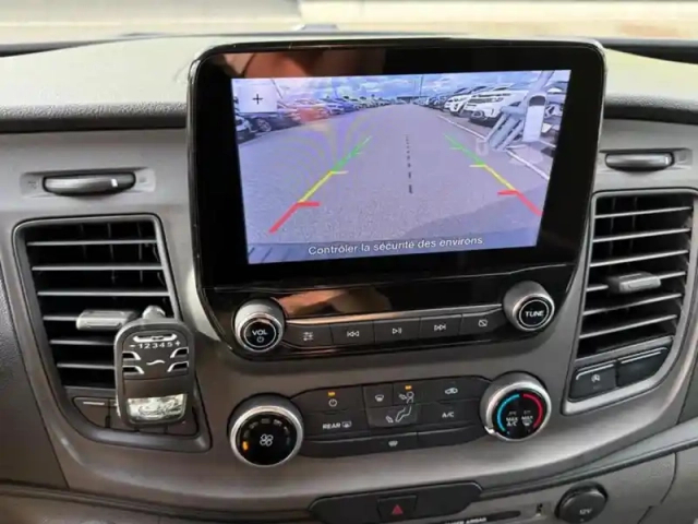 Ford Tourneo 320 2.0 150 l2 trend — photo 11