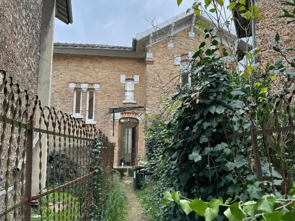 Maison 5 pièces 100 m²