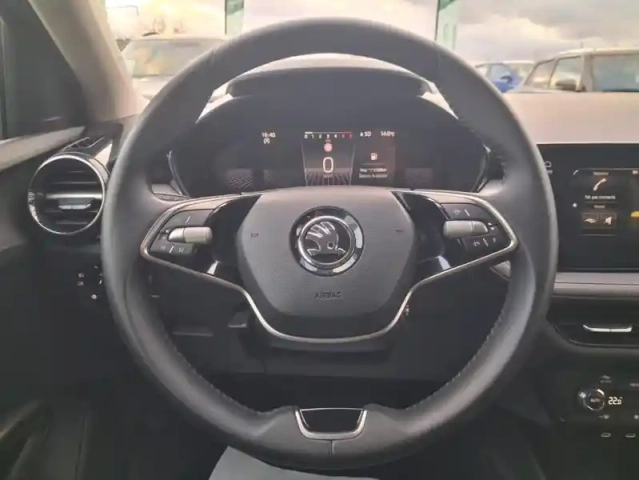 Skoda Fabia 1.0 tsi 95 ch evo 2 bvm5 selection — photo 11