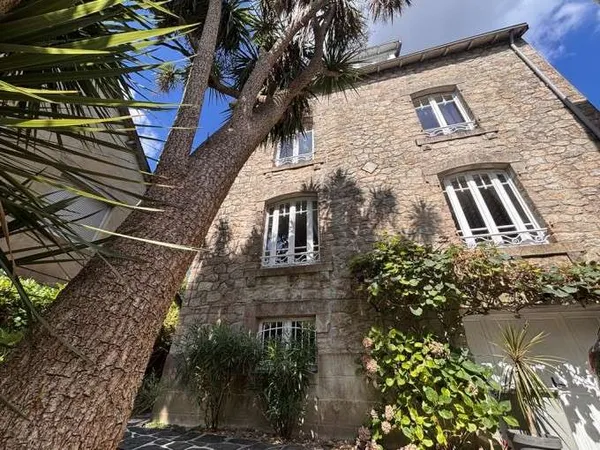 Maison 8 pièces 175 m²