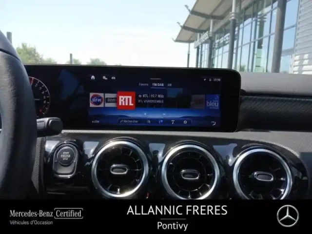 Mercedes Classe A 250 e 163+109ch progressive line 8g-dct — photo 11