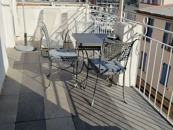 T2 Terrasse Port Vieux