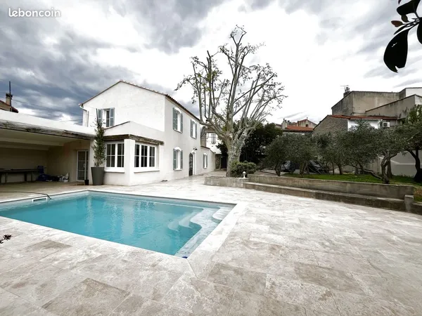 Maison 6 pièces 140 m²