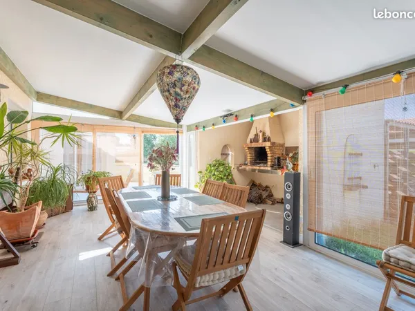 Belle proprieté 180m² proche Montendre