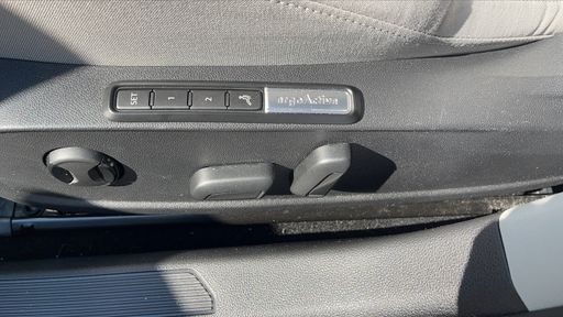 Volkswagen Golf 2.0 TDI 150 DSG7 - Style 1st – 2020 – 59456 km – Diesel – Boîte Automatique — photo 34