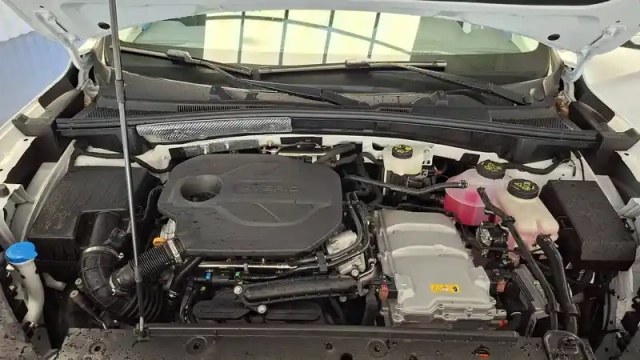 Mg Zs 1.5 l hybrid+ 197 ch — photo 143