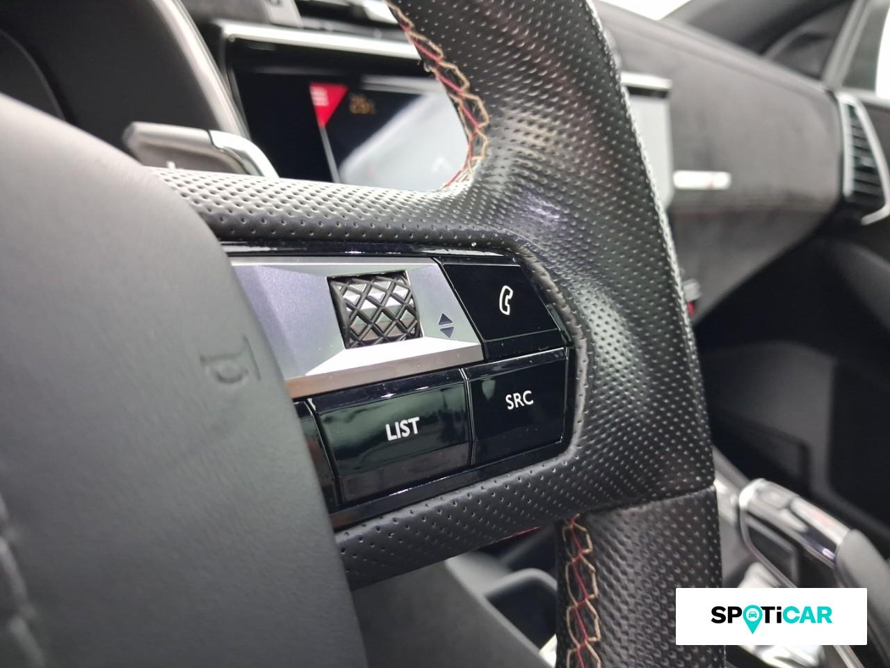 Ds Ds 7 crossback bluehdi 130 eat8 performance line + — photo 17