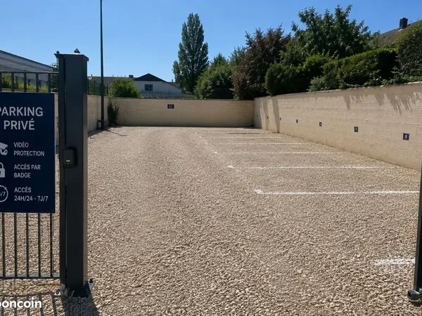 Place de parking sécurisée à louer - Saint-Omer