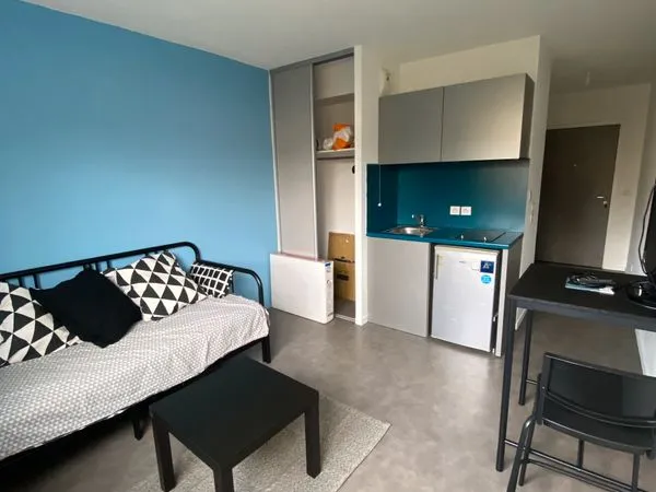 Studio meublé 21 m² - Caluire Saint-Clair - 650 CC