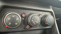 Dacia Sandero 1.0 TCe 90ch Expression — photo 15