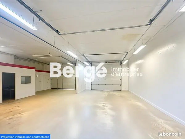 Local industriel 170 m²