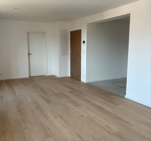 F3 avec balcon hyper centre mulhouse