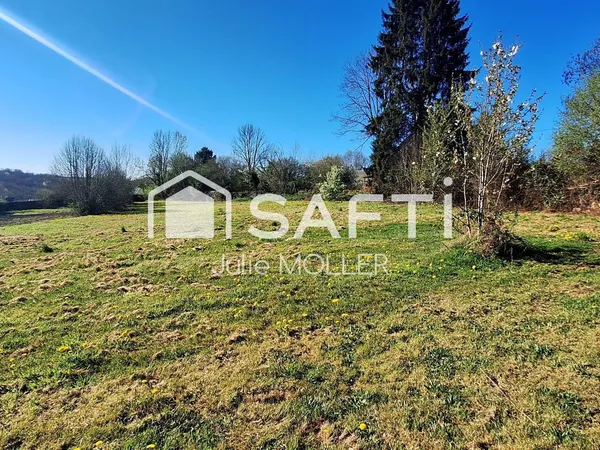 Terrain à bâtir 2182 m² au calme près de Guéret