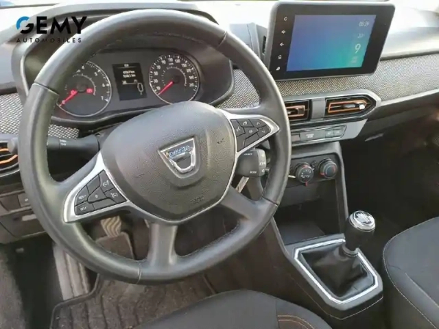 Dacia Sandero eco-g 100 - 22 — photo 13