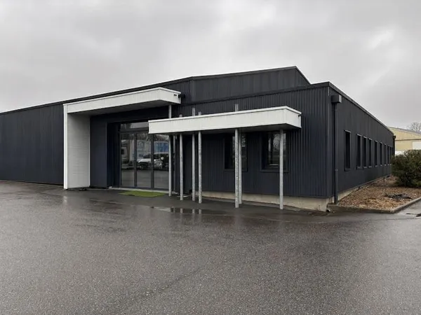 Bureaux 200 m²