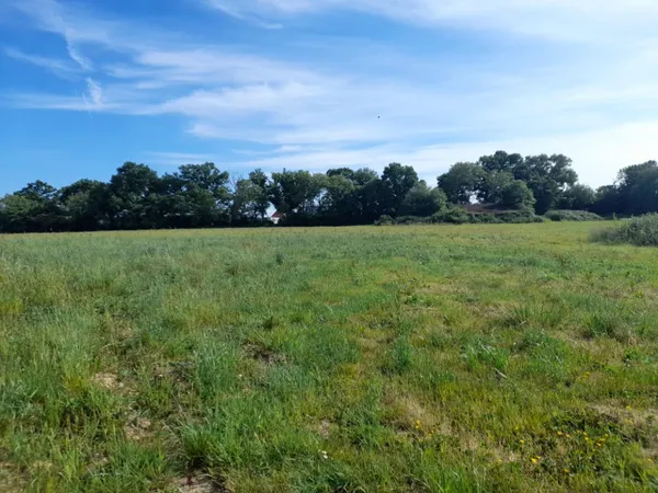 Terrain 518 m²