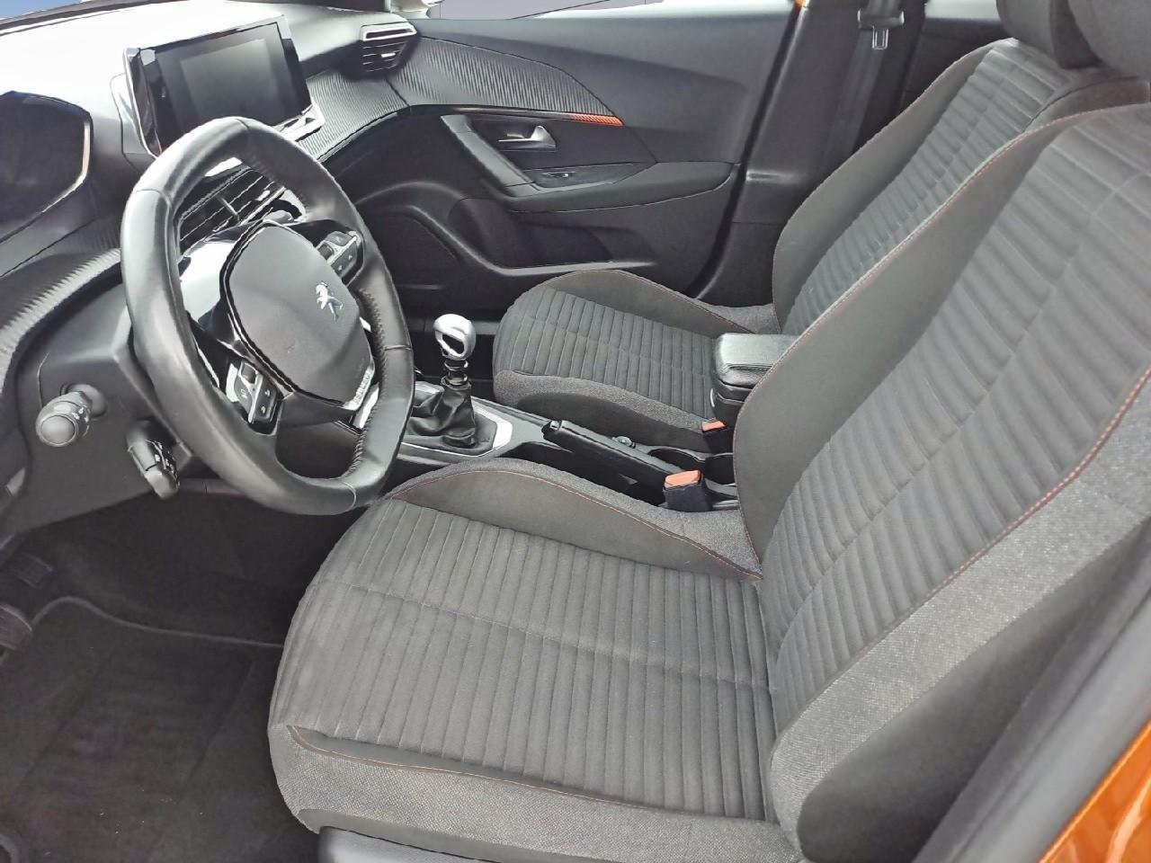 Peugeot 2008 puretech 100 s&s bvm6 active pack — photo 9