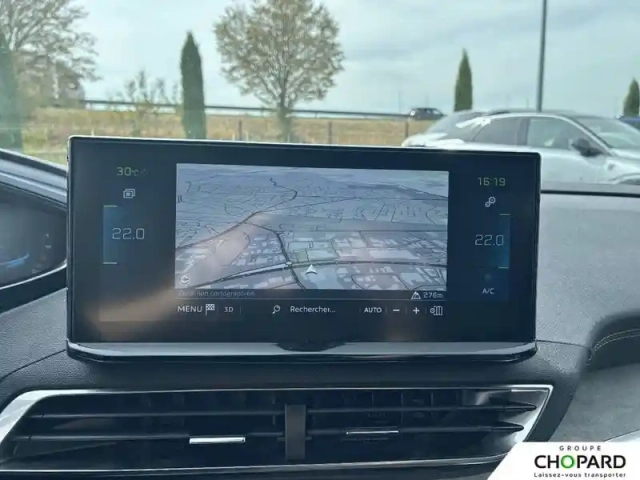Peugeot 3008 hybrid 225 e-eat8 — photo 15