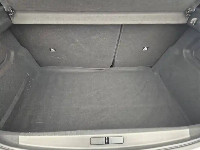 Peugeot 208 electrique 50 kwh 136ch — photo 6
