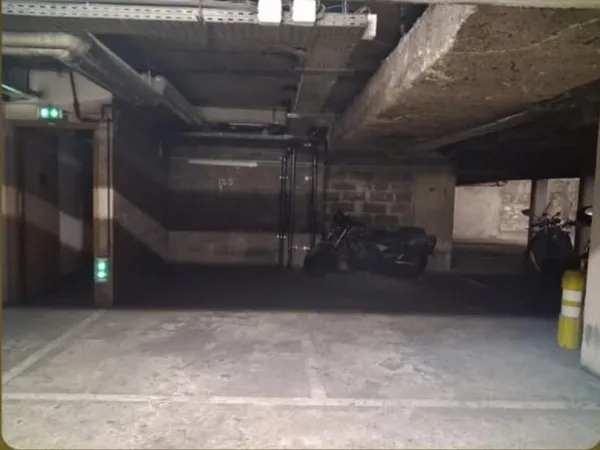 Loue parking