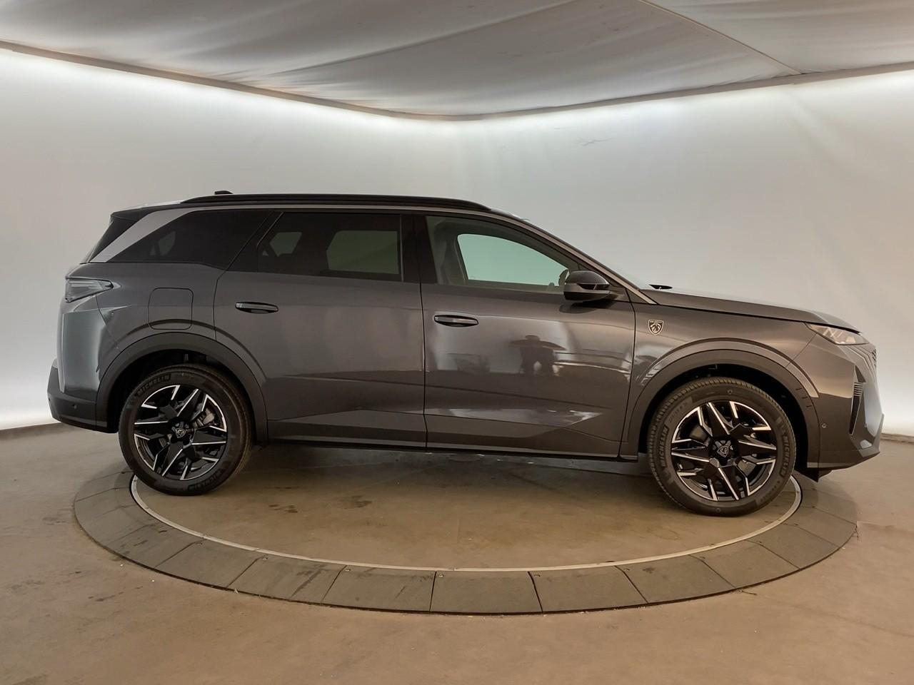 Peugeot 5008 hybrid 145 ch e-dcs6 gt — photo 4