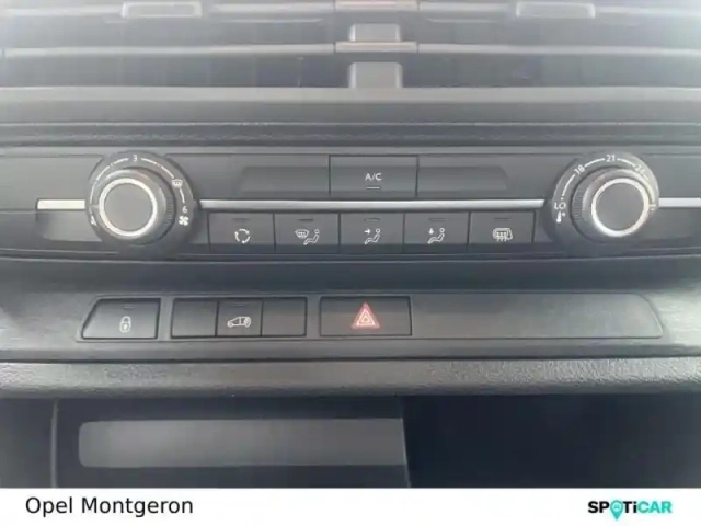 Opel Vivaro fg m 2.2 diesel 150ch automatique — photo 11